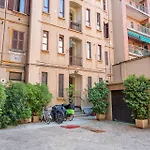 Guest Planet - 18 Suite Home